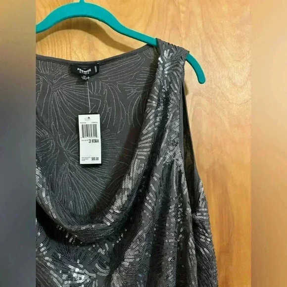 Premise Studio Scoop Neck Tank Sequined Metallic Size 2X NWT - Picture 4 of 10